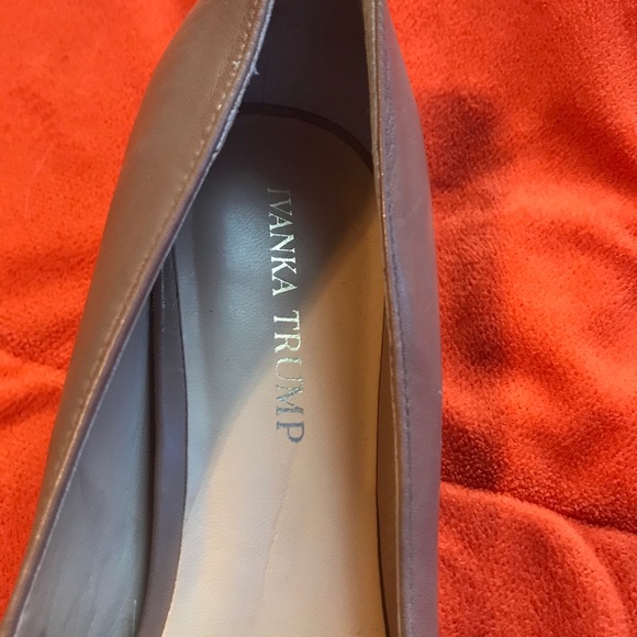 Heels - Picture 2 of 3